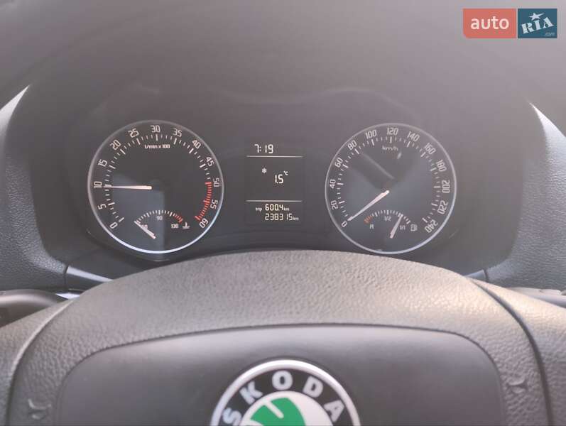 Універсал Skoda Octavia 2010 в Умані