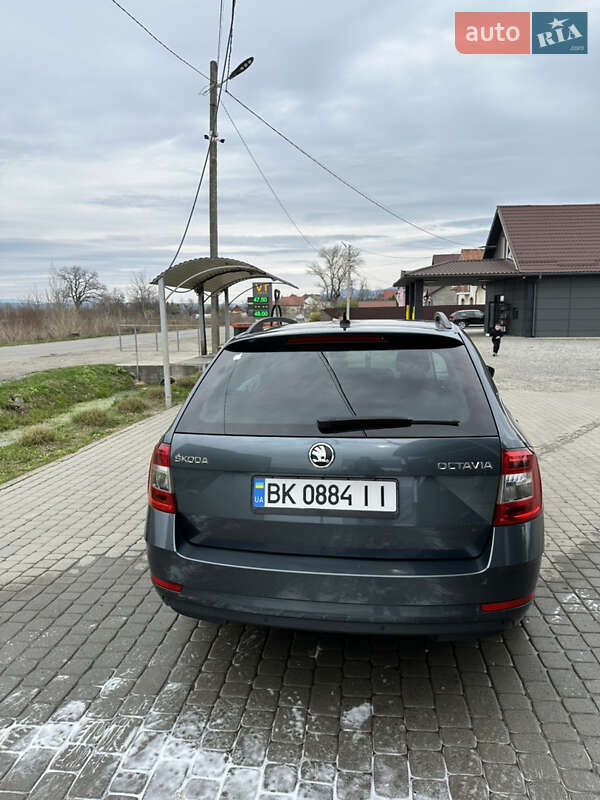 Універсал Skoda Octavia 2017 в Виноградові