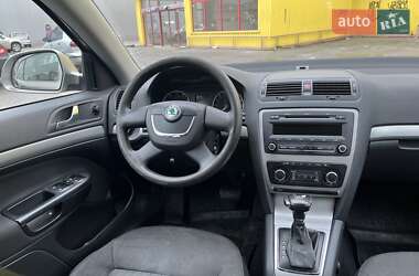 Лифтбек Skoda Octavia 2010 в Кропивницком