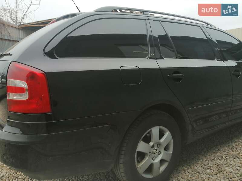 Универсал Skoda Octavia 2008 в Синельниково