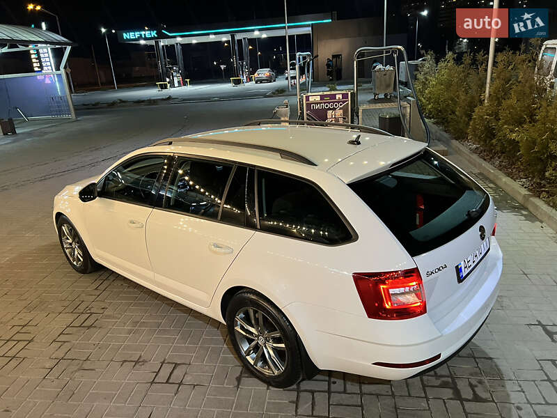 Універсал Skoda Octavia 2018 в Дніпрі