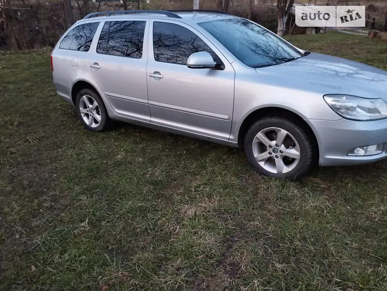 Skoda Octavia 2012 VIN TMBHT61Z6C2125698 фото оголошення 4 з 50