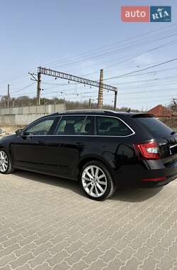 Универсал Skoda Octavia 2019 в Львове