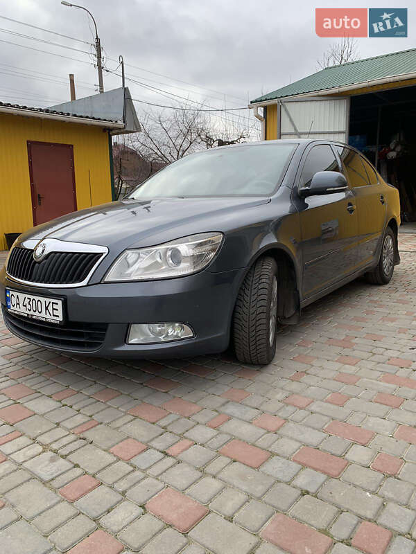 Ліфтбек Skoda Octavia 2010 в Черкасах