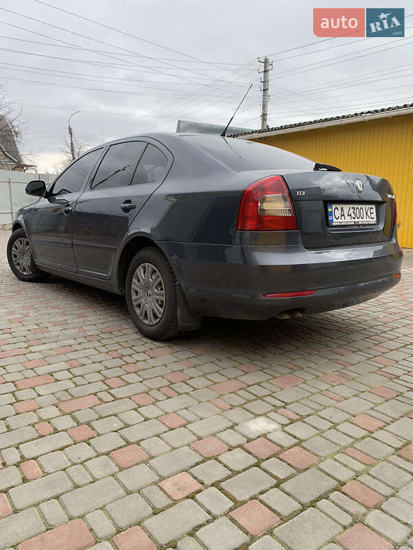 Ліфтбек Skoda Octavia 2010 в Черкасах
