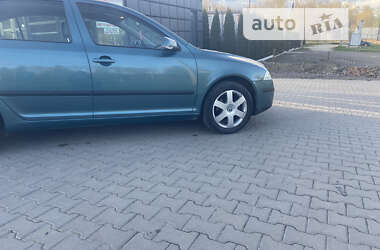 Лифтбек Skoda Octavia 2004 в Дрогобыче