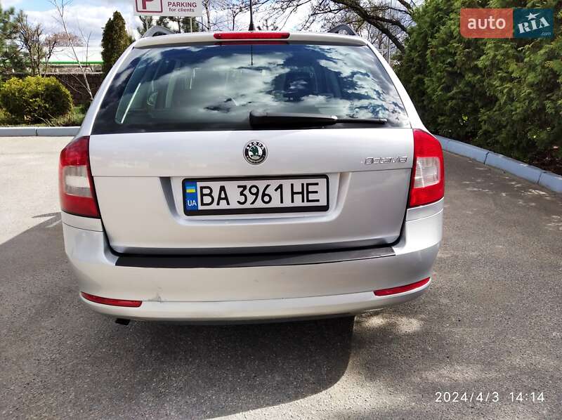 Універсал Skoda Octavia 2010 в Кропивницькому