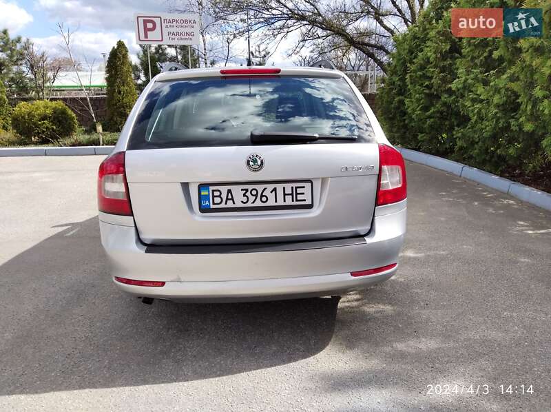 Універсал Skoda Octavia 2010 в Кропивницькому