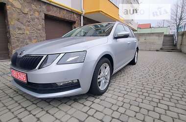 Универсал Skoda Octavia 2017 в Львове