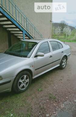 Лифтбек Skoda Octavia 1997 в Жовкве