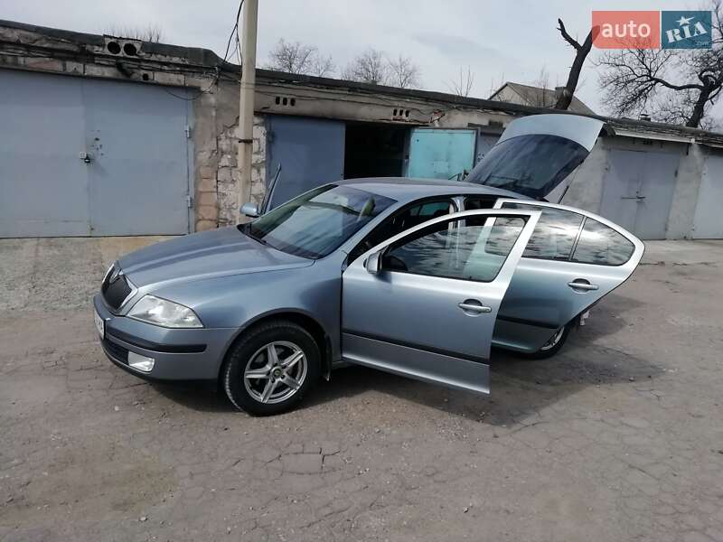 Лифтбек Skoda Octavia 2007 в Каменском фото 8 Лифтбек Skoda Octavia 2007 в Каменском