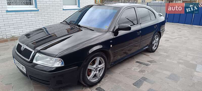 Лифтбек Skoda Octavia 2003 в Жашкове