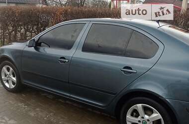 Лифтбек Skoda Octavia 2004 в Ивано-Франковске