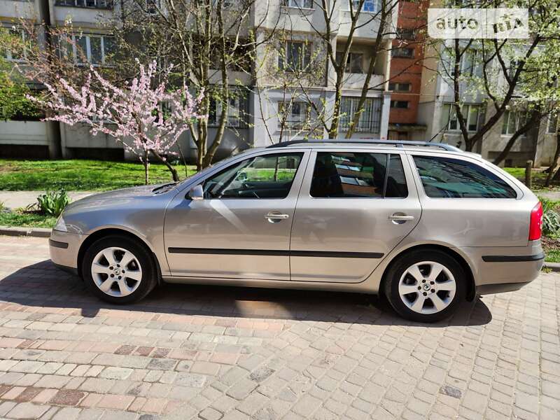 Универсал Skoda Octavia 2008 в Ивано-Франковске