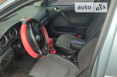 Лифтбек Skoda Octavia 2003 в 