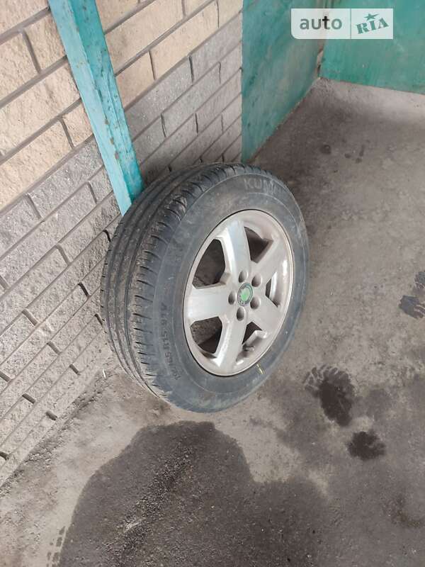 Ліфтбек Skoda Octavia 2003 в Кривому Розі