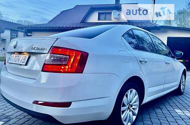 Лифтбек Skoda Octavia 2014 в Тячеве