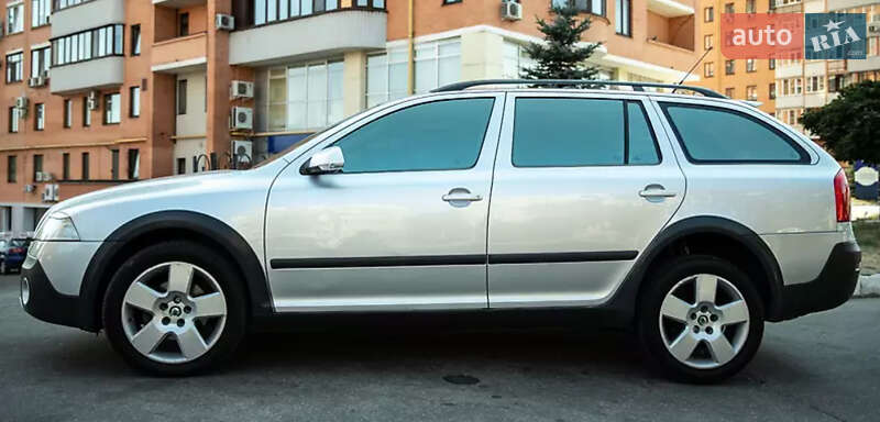 Универсал Skoda Octavia 2008 в Днепре