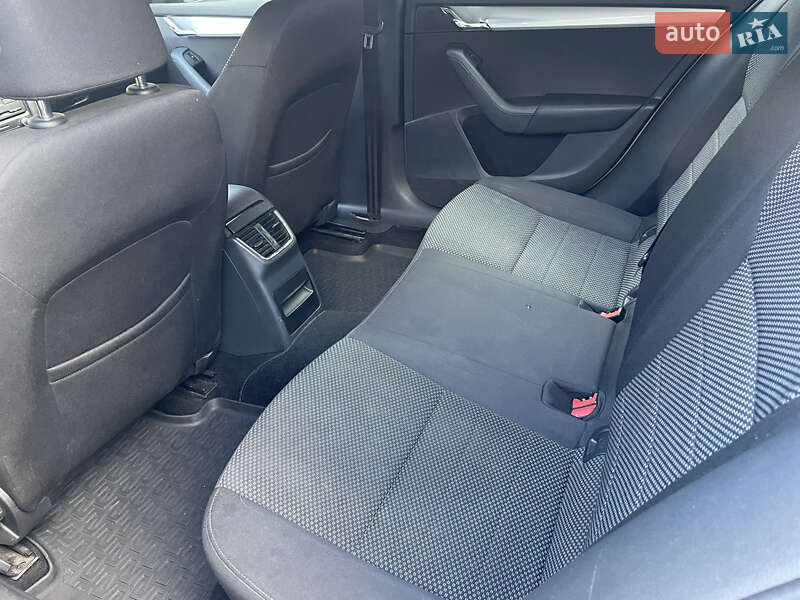 Ліфтбек Skoda Octavia 2013 в Києві фото 6 Ліфтбек Skoda Octavia 2013 в Києві