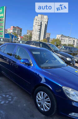 Лифтбек Skoda Octavia 2010 в Львове