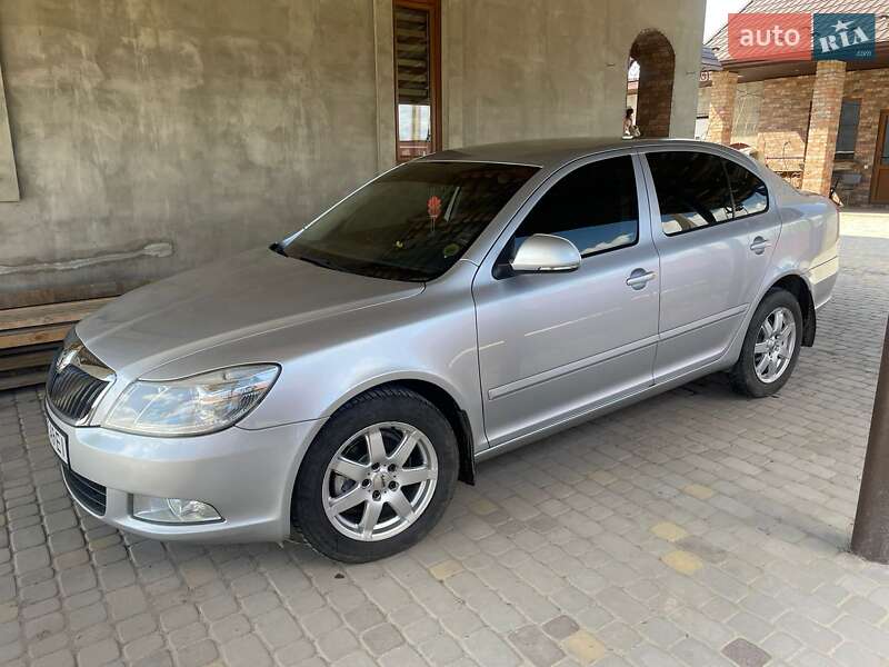 Ліфтбек Skoda Octavia 2011 в Володимирі