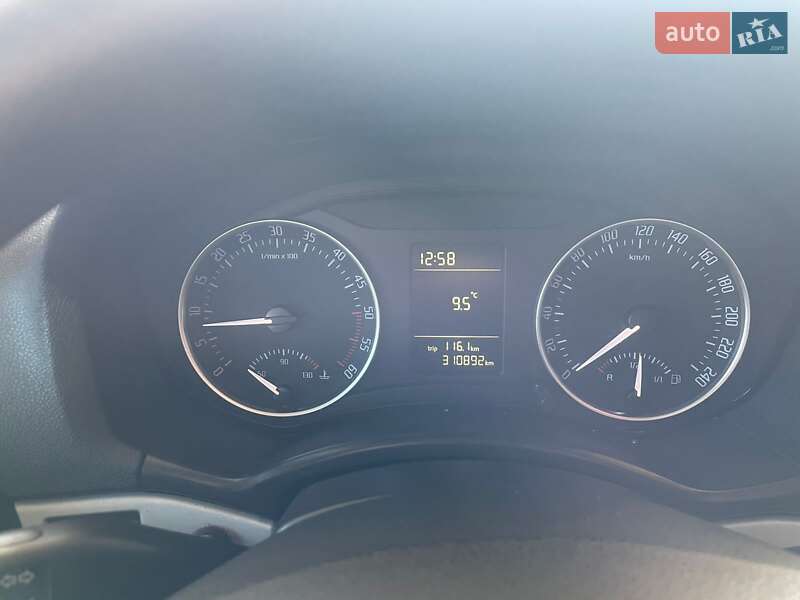 Ліфтбек Skoda Octavia 2011 в Володимирі