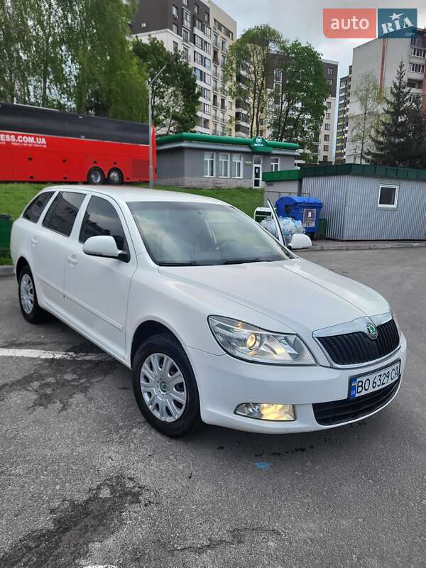 Універсал Skoda Octavia 2010 в Тернополі