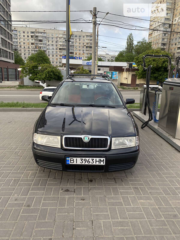 Універсал Skoda Octavia 2002 в Харкові