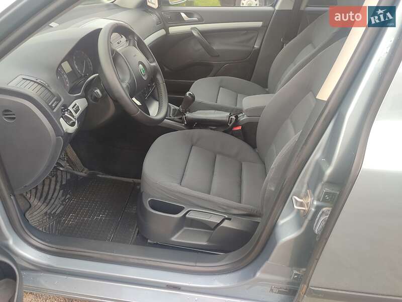 Универсал Skoda Octavia 2005 в Полтаве