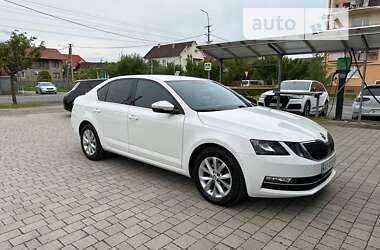 Лифтбек Skoda Octavia 2019 в Мукачево