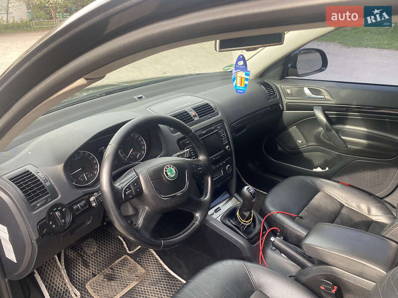 Універсал Skoda Octavia 2011 в Старокостянтинові