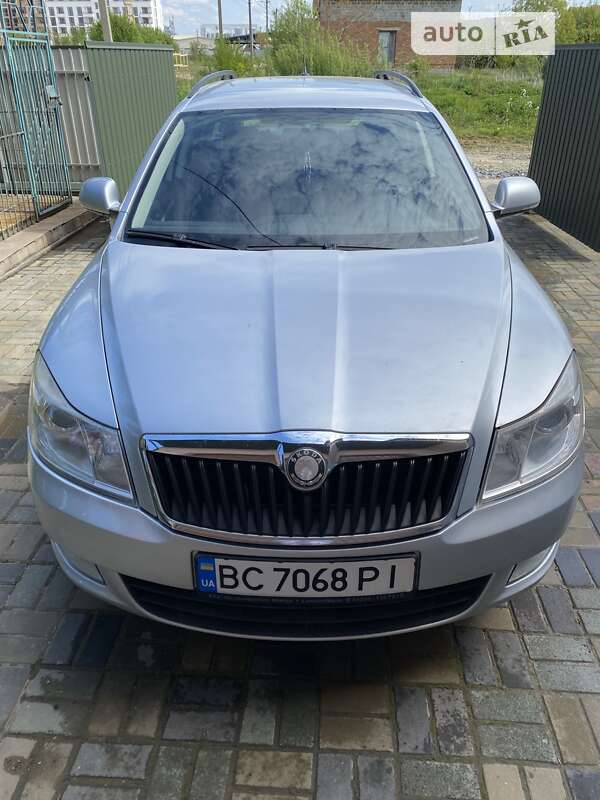 Універсал Skoda Octavia 2009 в Львові