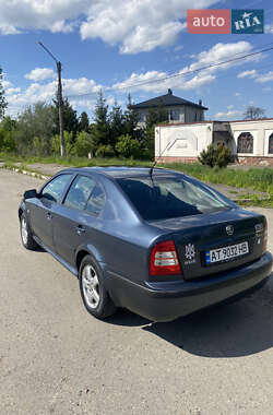 Лифтбек Skoda Octavia 2004 в Калуше