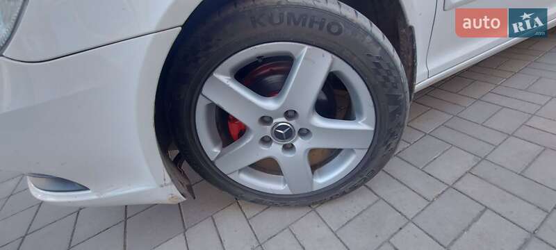 Універсал Skoda Octavia 2010 в Кривому Розі