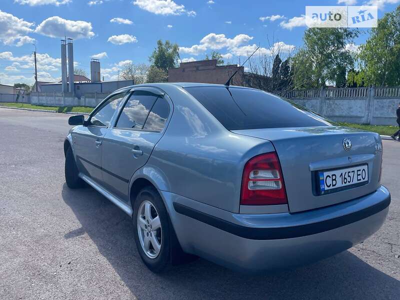 Ліфтбек Skoda Octavia 2003 в Прилуках