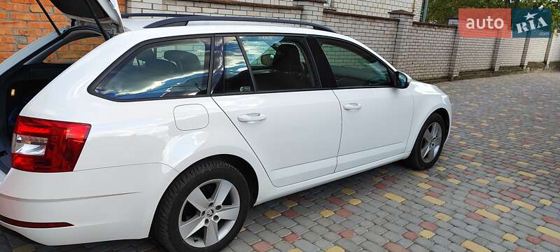 Универсал Skoda Octavia 2019 в Виннице