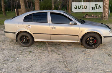 Лифтбек Skoda Octavia 2005 в Житомире