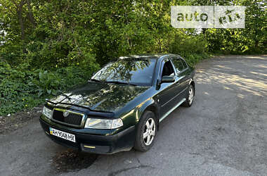 Лифтбек Skoda Octavia 2000 в Полтаве