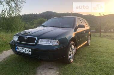 Универсал Skoda Octavia 1999 в Старом Самборе