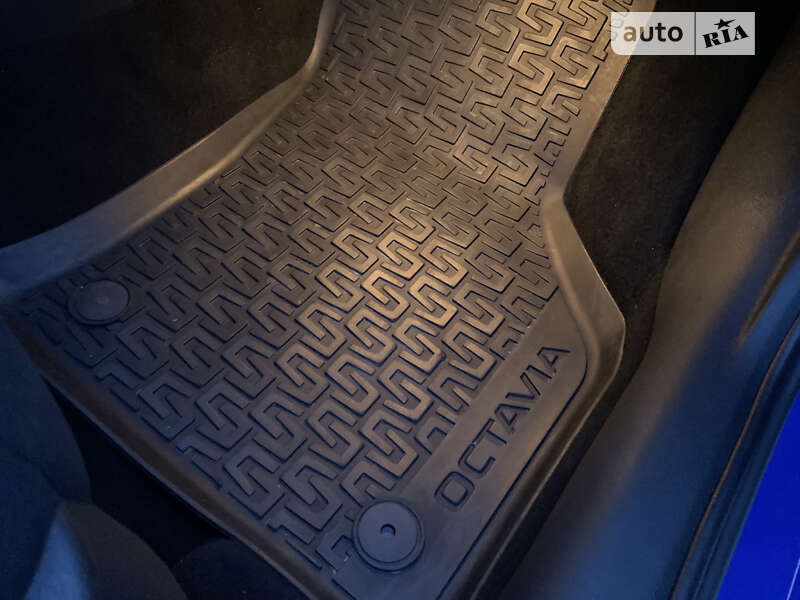 Лифтбек Skoda Octavia 2019 в Киеве