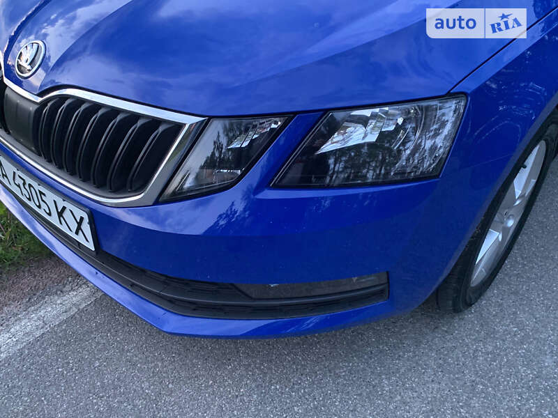 Лифтбек Skoda Octavia 2019 в Киеве