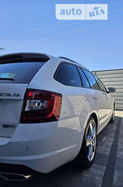 Універсал Skoda Octavia 2017 в Луцьку