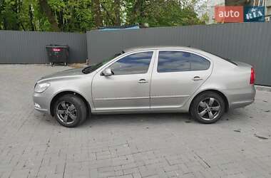 Ліфтбек Skoda Octavia 2010 в Хмельницькому