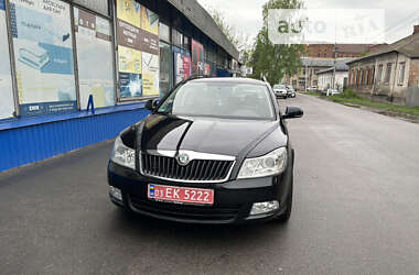 Універсал Skoda Octavia 2012 в Охтирці