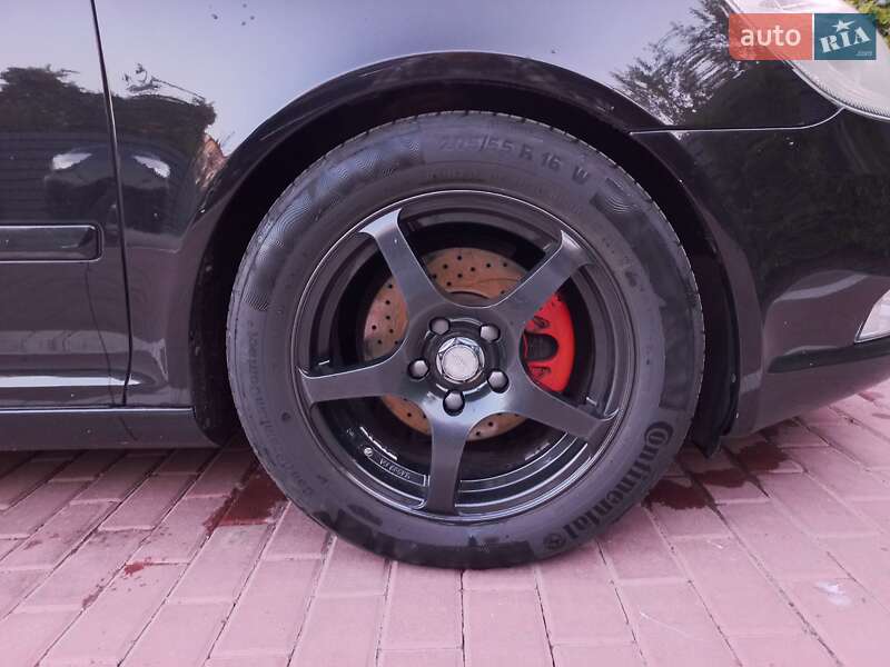 Универсал Skoda Octavia 2011 в Черкассах