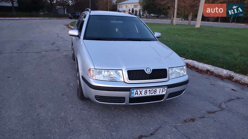 Универсал Skoda Octavia 2008 в Лозовой