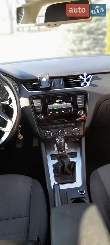 Універсал Skoda Octavia 2013 в Самборі