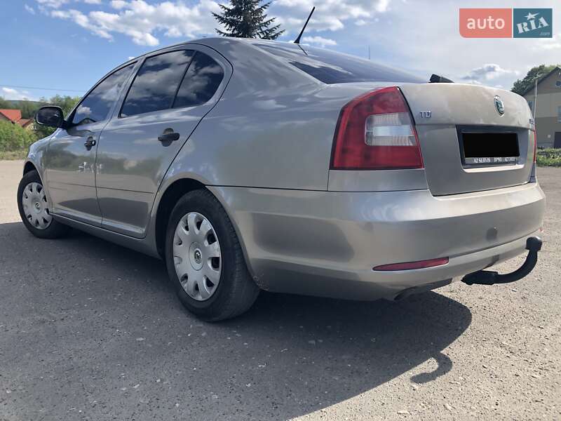 Лифтбек Skoda Octavia 2012 в Старом Самборе