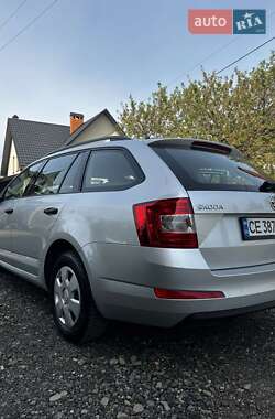 Универсал Skoda Octavia 2015 в Черновцах