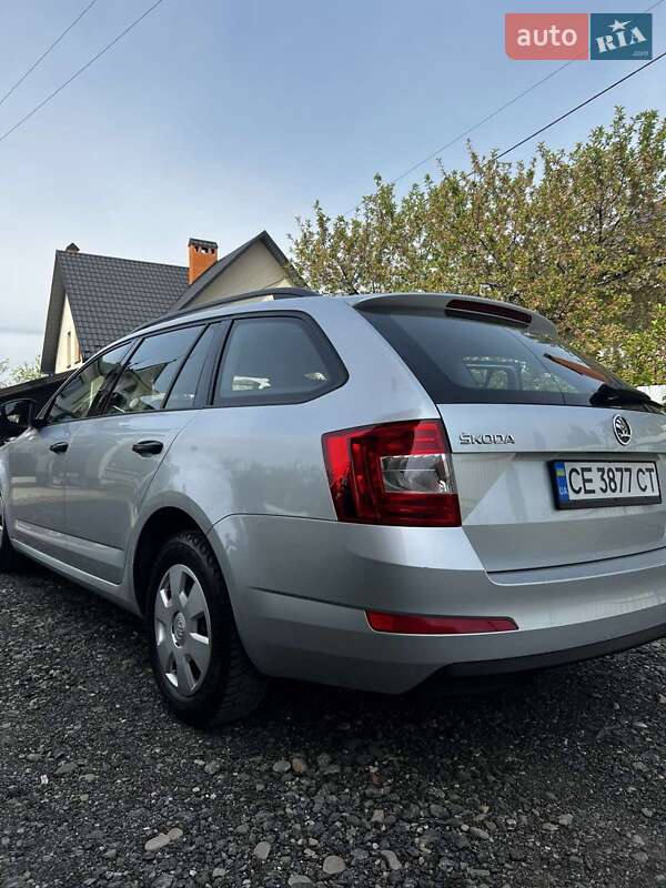 Универсал Skoda Octavia 2015 в Черновцах